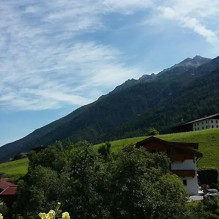 Haus Pinnistor Neustift im Stubaital Exterior foto
