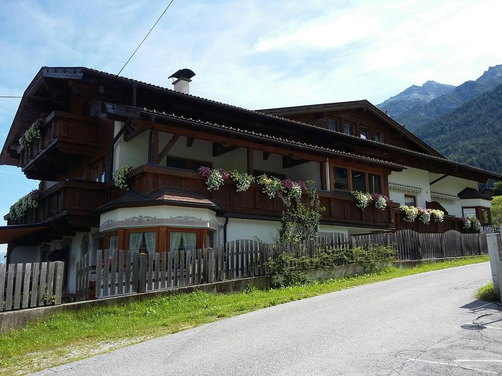 Apartment Haus Pinnistor *